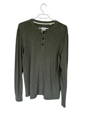 Rag & Bone Three Button Henley Size M